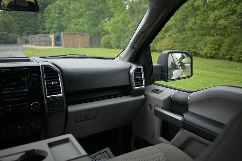 Ford F-150 4WD SuperCrew 145" King Ranch 2016