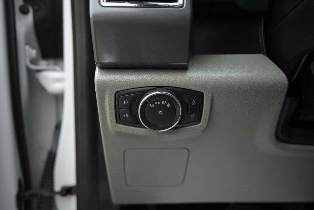 Ford F-150 4WD SuperCrew 145" King Ranch 2016