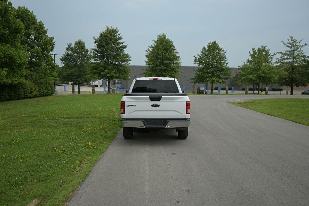 Ford F-150 4WD SuperCrew 145" King Ranch 2016