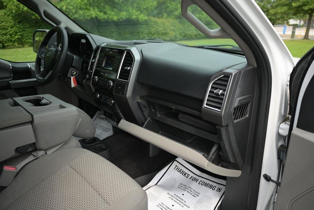 Ford F-150 4WD SuperCrew 145" King Ranch 2016