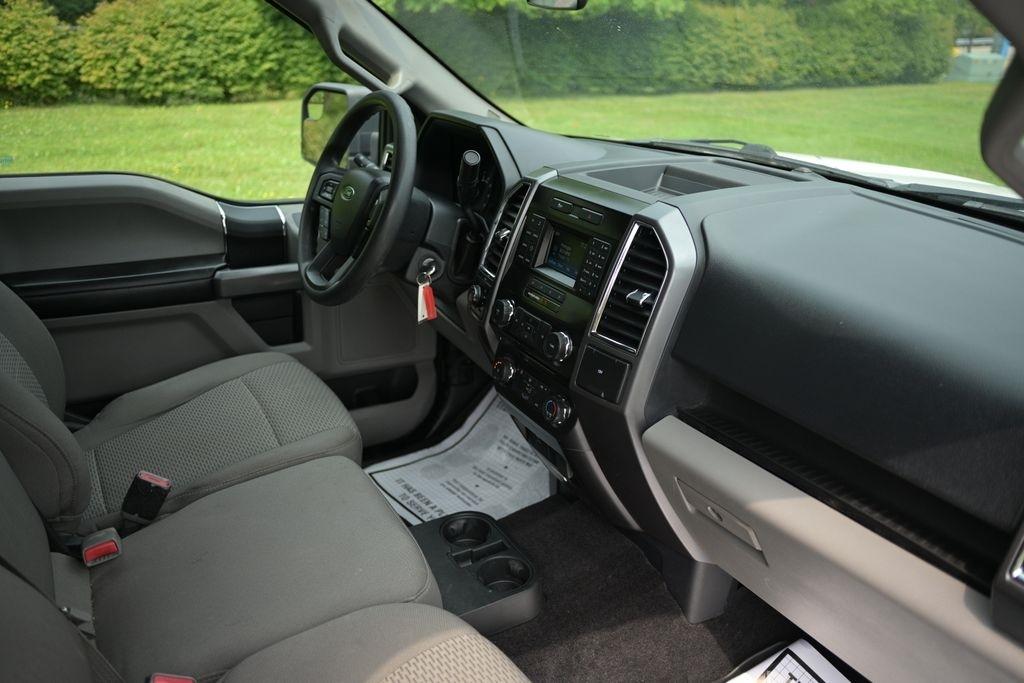 Ford F-150 4WD SuperCrew 145" King Ranch 2016