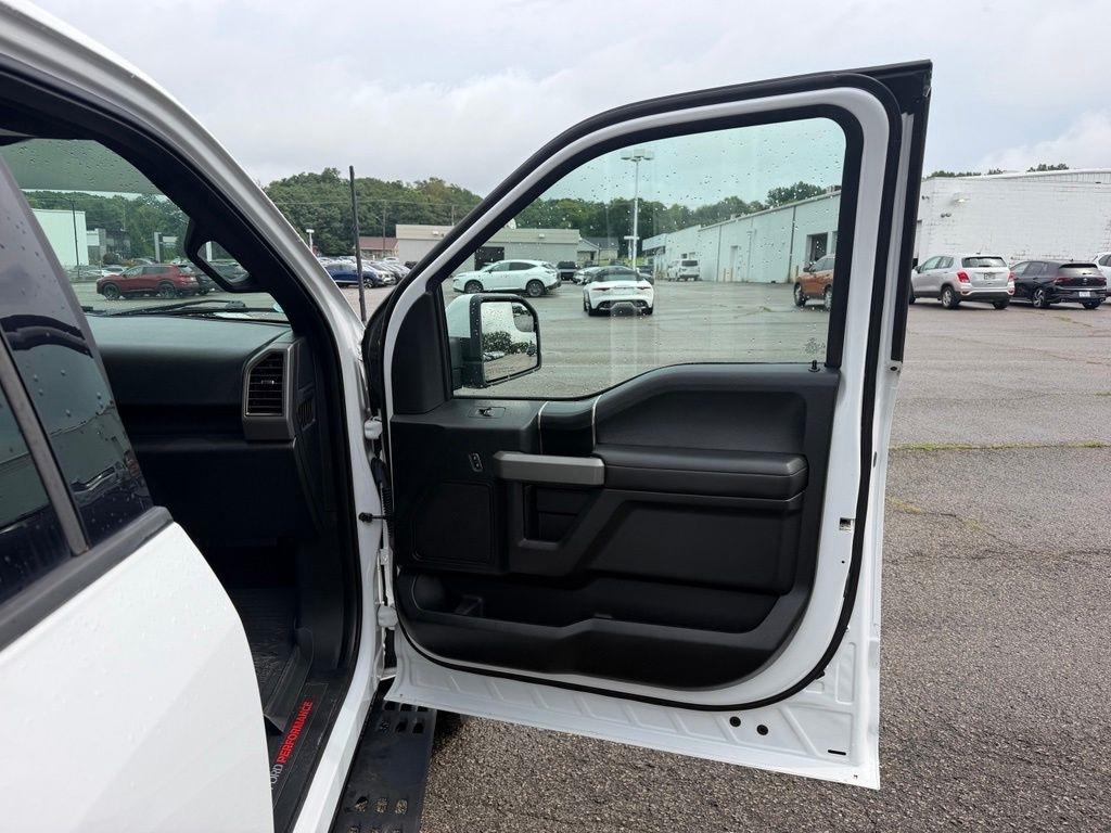 Ford F-150 Raptor 4WD SuperCrew 5.5' Box 2018