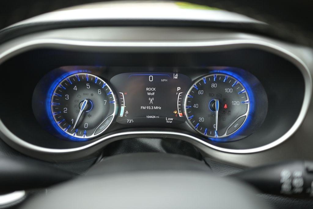 Chrysler Pacifica Touring L FWD 2021