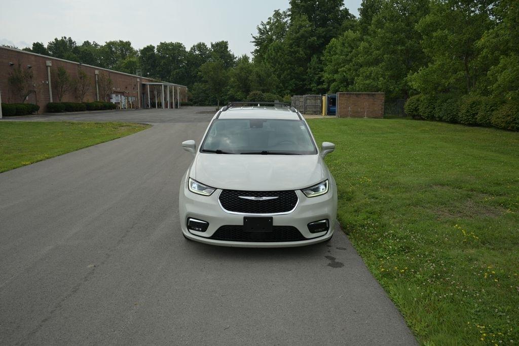 Chrysler Pacifica Touring L FWD 2021