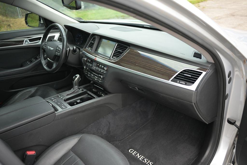 Genesis G80 3.8L AWD 2017