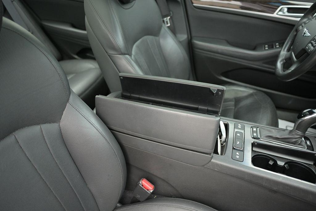 Genesis G80 3.8L AWD 2017