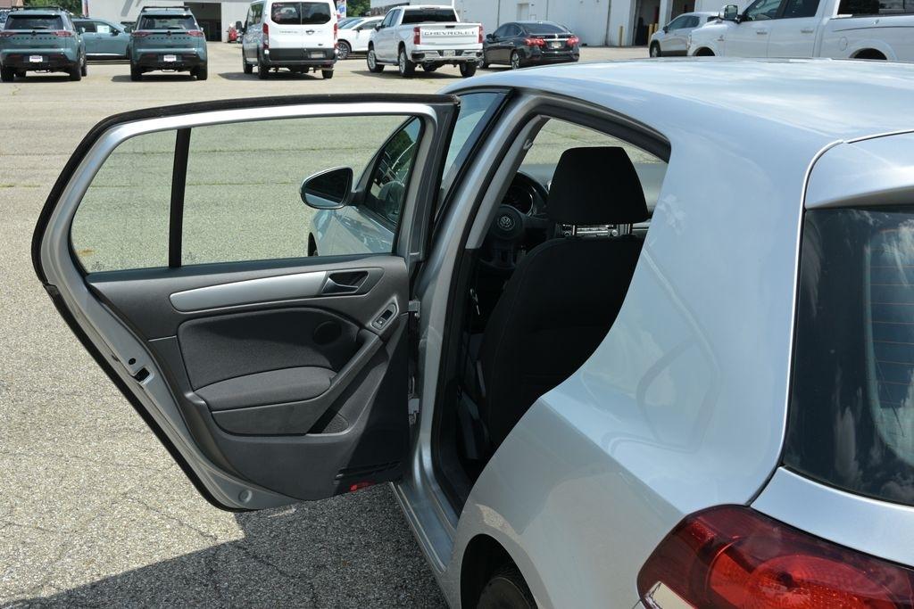 Volkswagen Golf 4dr HB Auto PZEV 2013