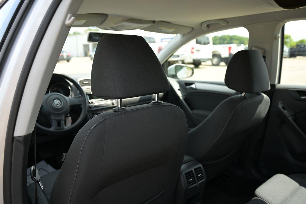 Volkswagen Golf 4dr HB Auto PZEV 2013