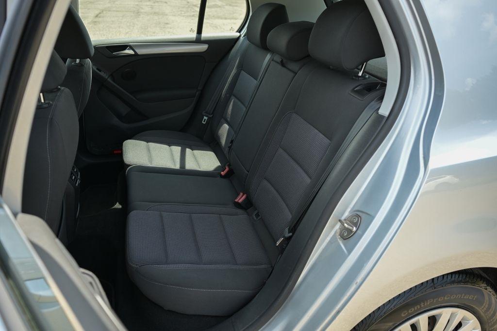 Volkswagen Golf 4dr HB Auto PZEV 2013
