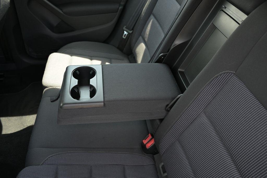 Volkswagen Golf 4dr HB Auto PZEV 2013