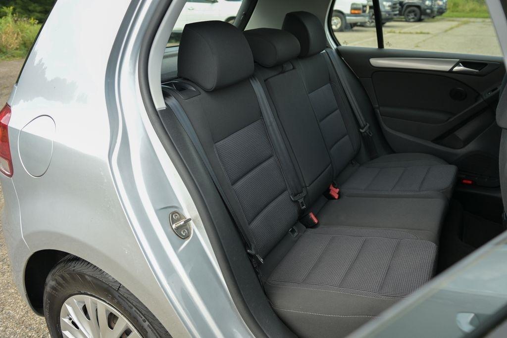 Volkswagen Golf 4dr HB Auto PZEV 2013