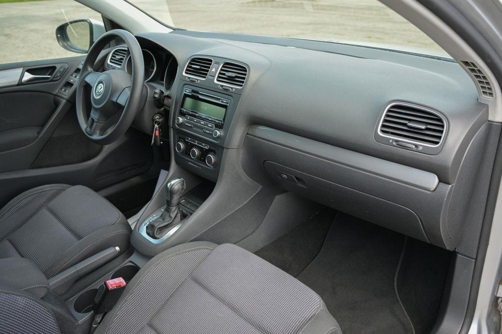 Volkswagen Golf 4dr HB Auto PZEV 2013