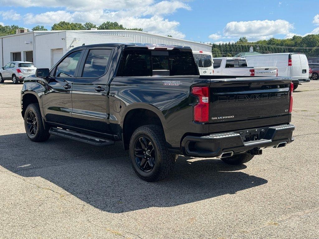 Chevrolet Silverado 1500 4WD Crew Cab 147" LT Trail Boss 2021