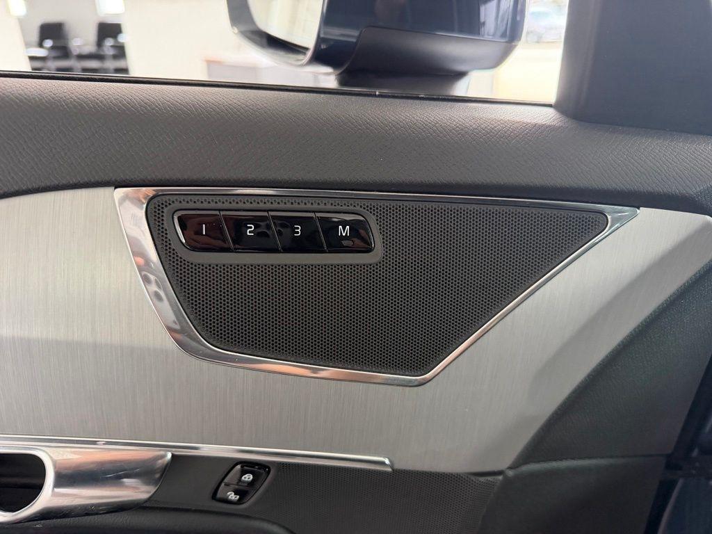 Volvo XC90 T5 AWD Momentum 7P 2021