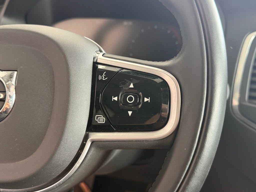 Volvo XC90 T5 AWD Momentum 7P 2021