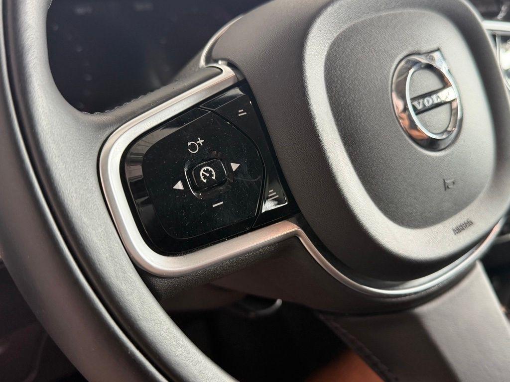 Volvo XC90 T5 AWD Momentum 7P 2021