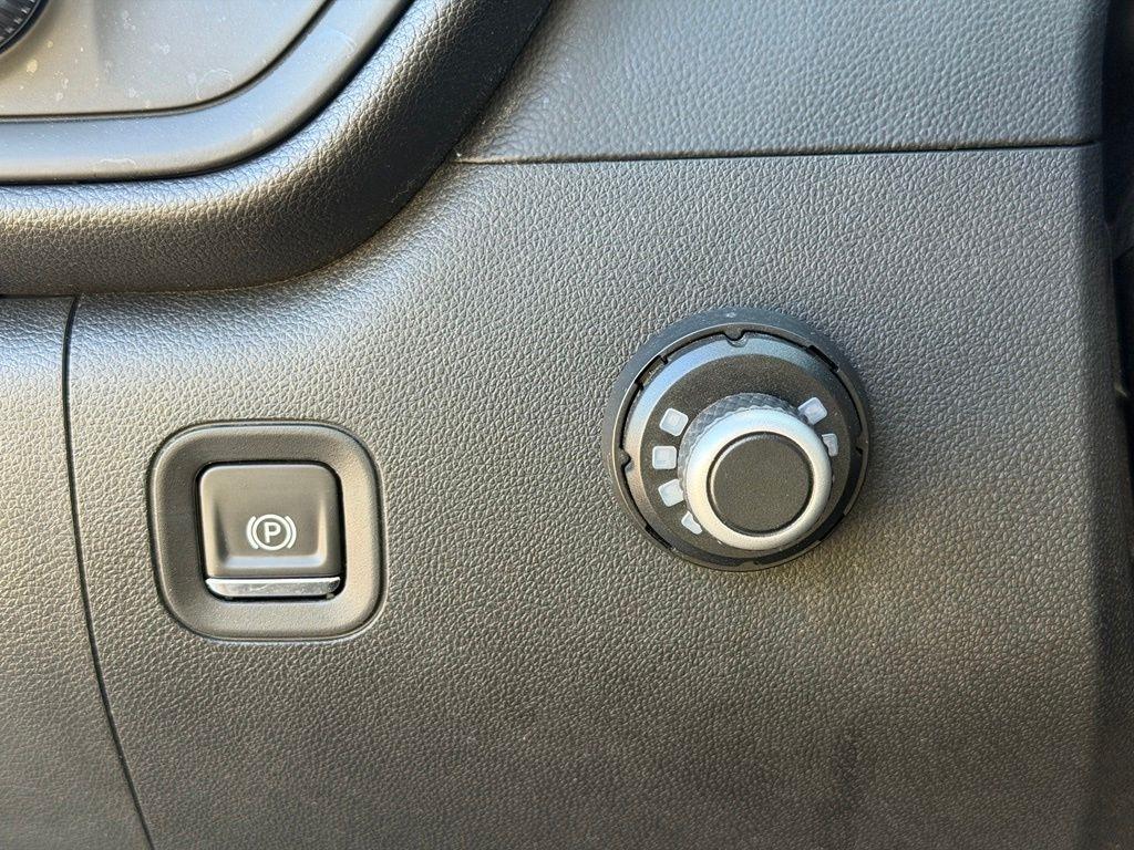 GMC Sierra 1500 4WD Double Cab 147" 2019