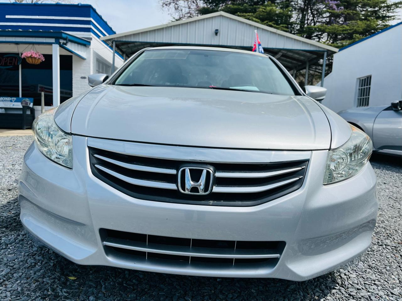 Honda Accord EX Sedan AT 2011