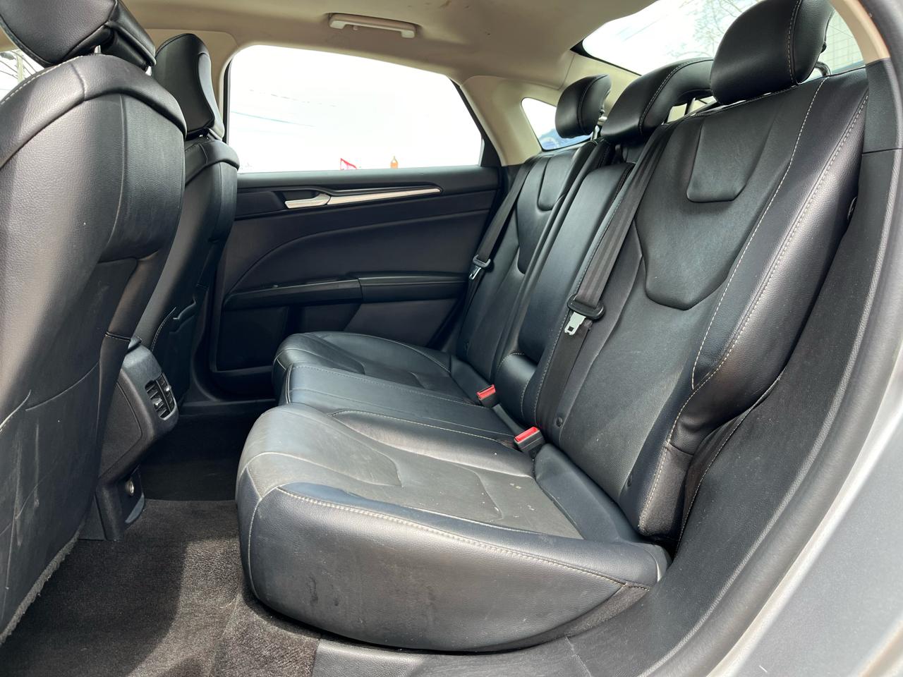 Ford Fusion Titanium AWD 2020