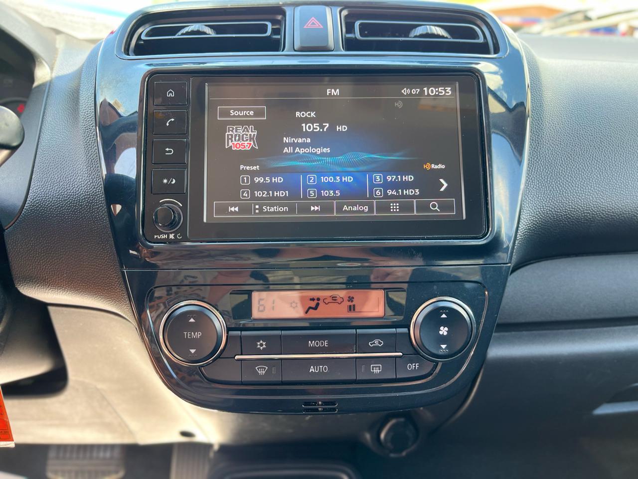 Mitsubishi Mirage ES CVT 2024