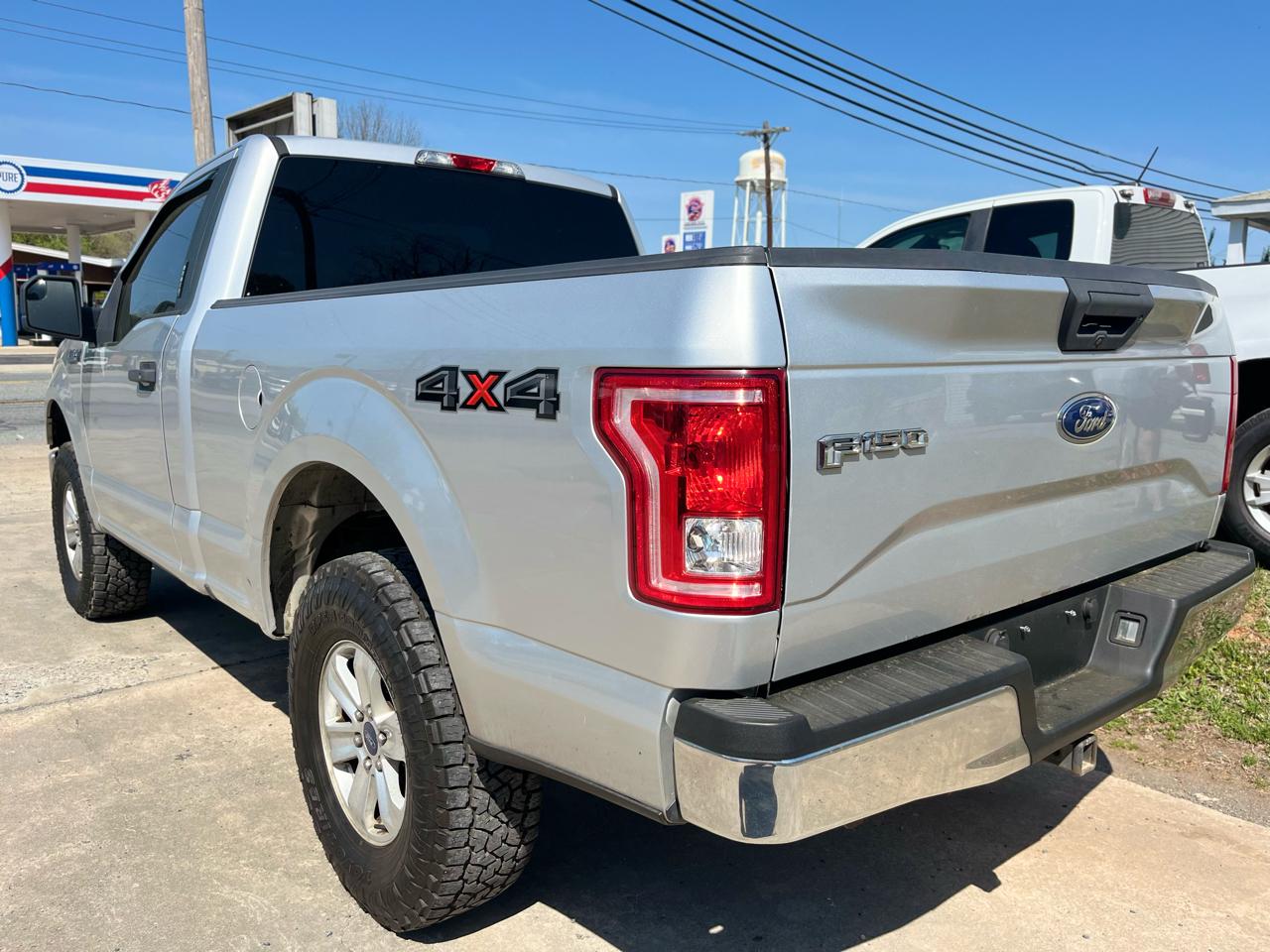 Ford F-150 XLT 8-ft. Bed 2WD 2016