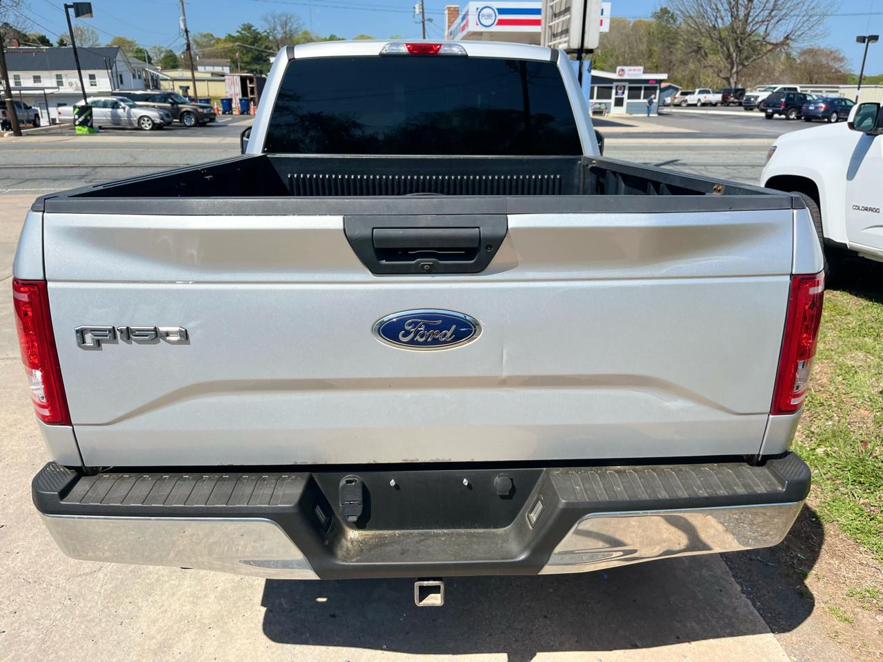 Ford F-150 XLT 8-ft. Bed 2WD 2016