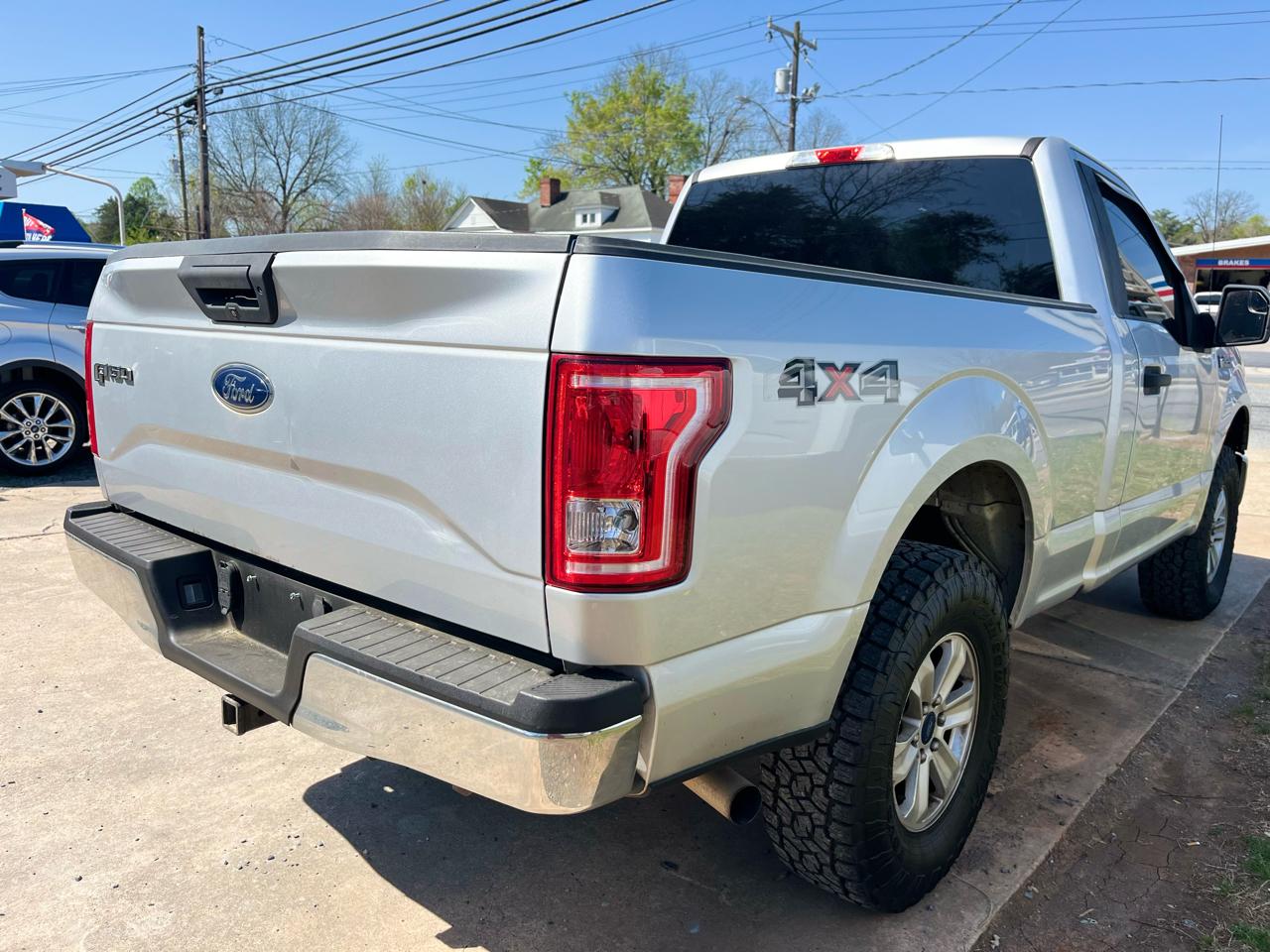 Ford F-150 XLT 8-ft. Bed 2WD 2016