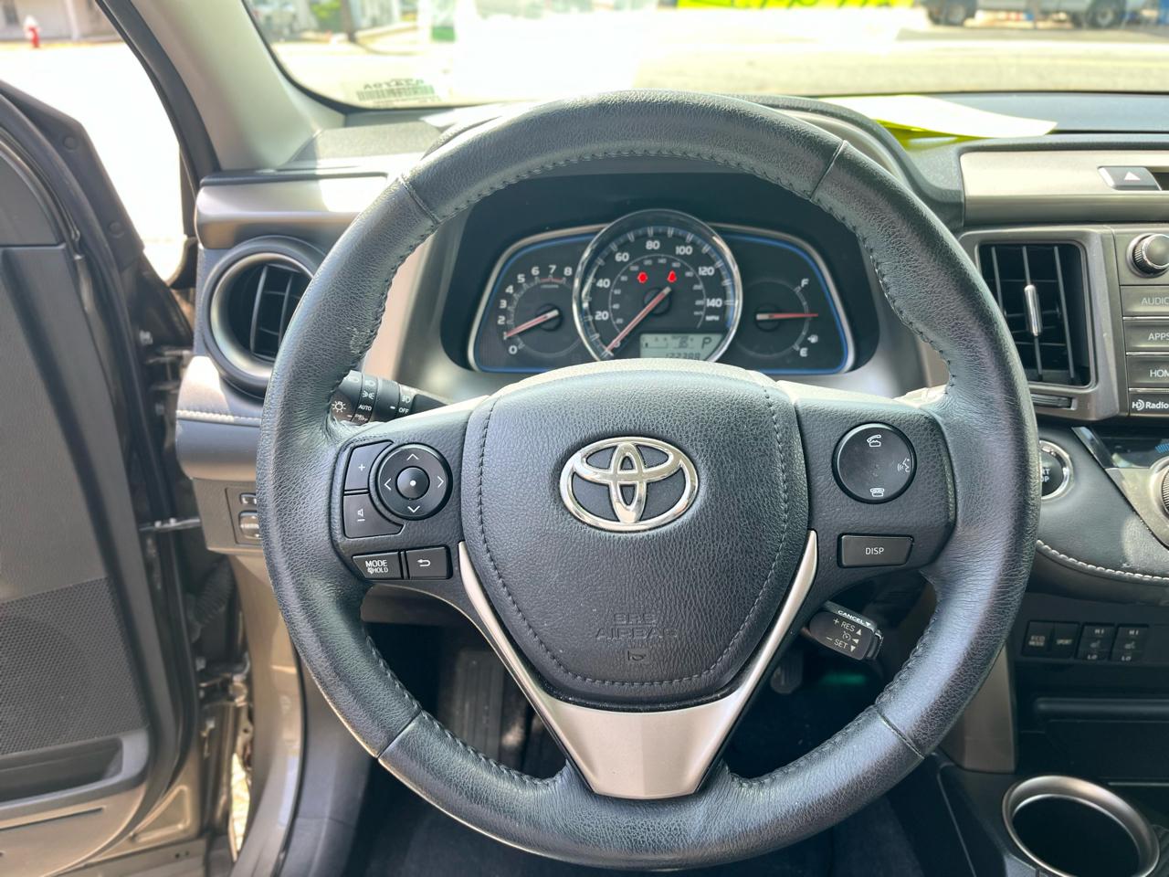 Toyota RAV4 Limited FWD 2014