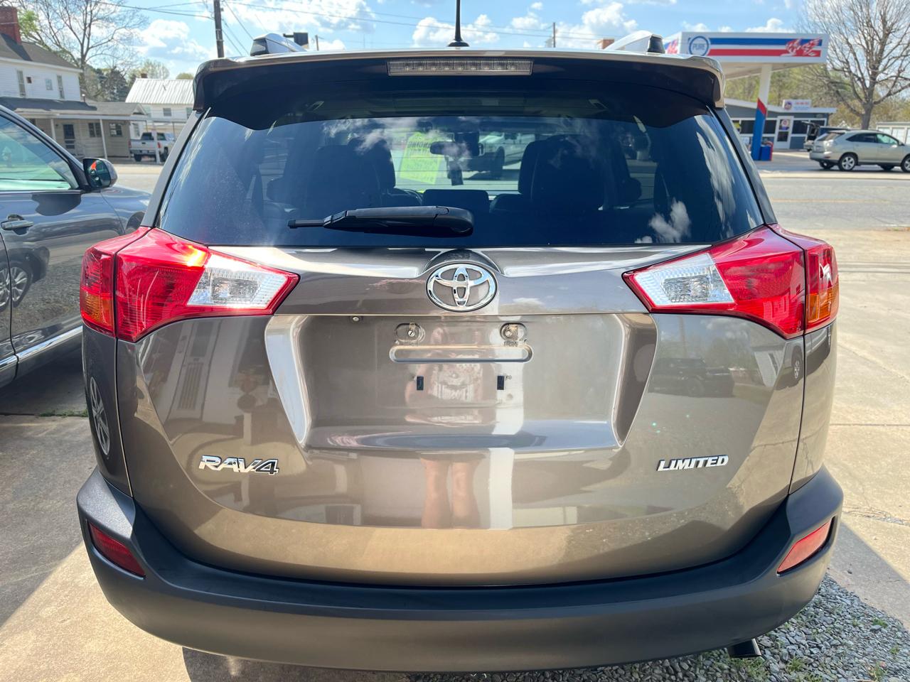 Toyota RAV4 Limited FWD 2014