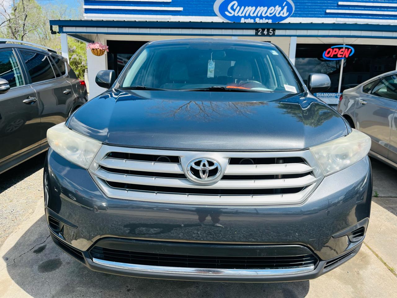 Toyota Highlander 2WD with 3rd-Row Seat 2013