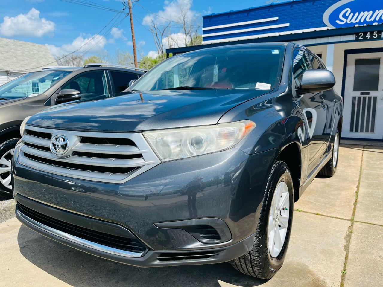 Toyota Highlander 2WD with 3rd-Row Seat 2013
