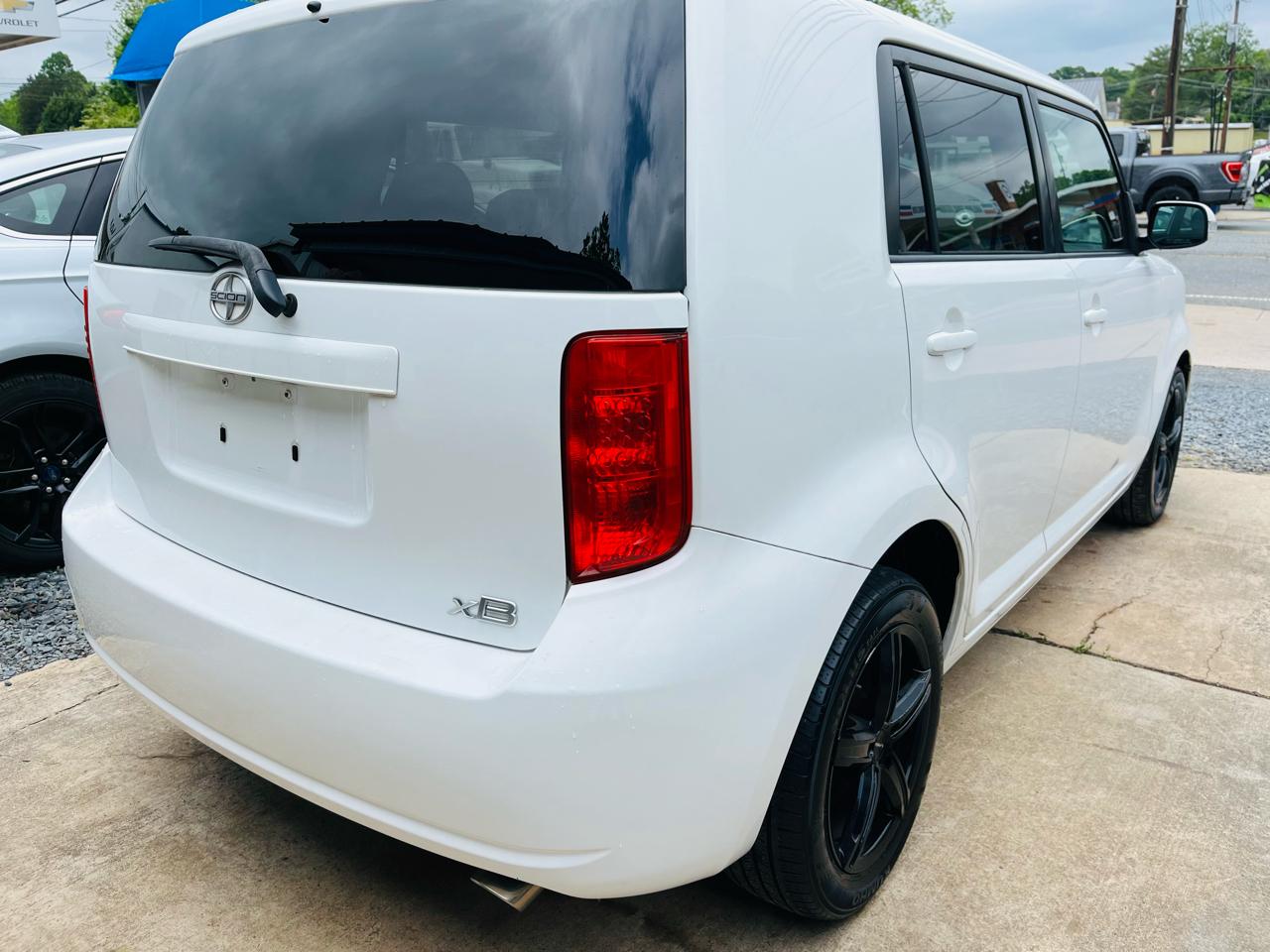 Scion xB Wagon 2010