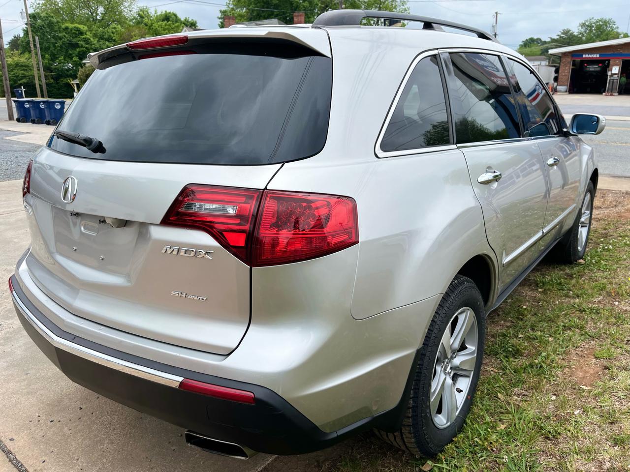 Acura MDX SH-AWD 4dr 2011