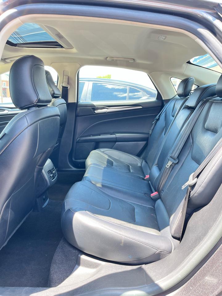Ford Fusion Titanium AWD 2020