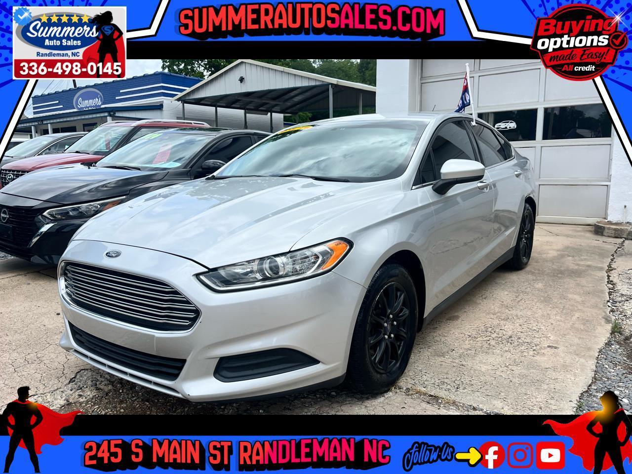 Ford Fusion S 2016