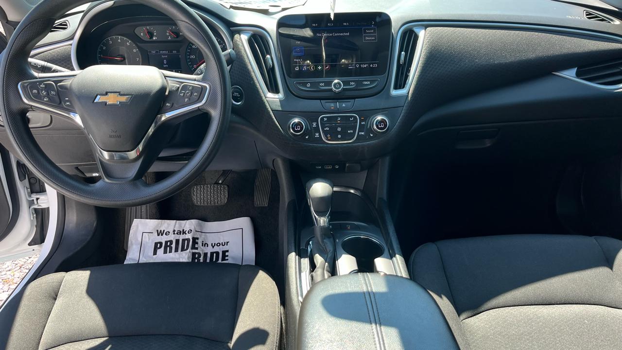 Chevrolet Malibu 4dr Sdn Premier 2024