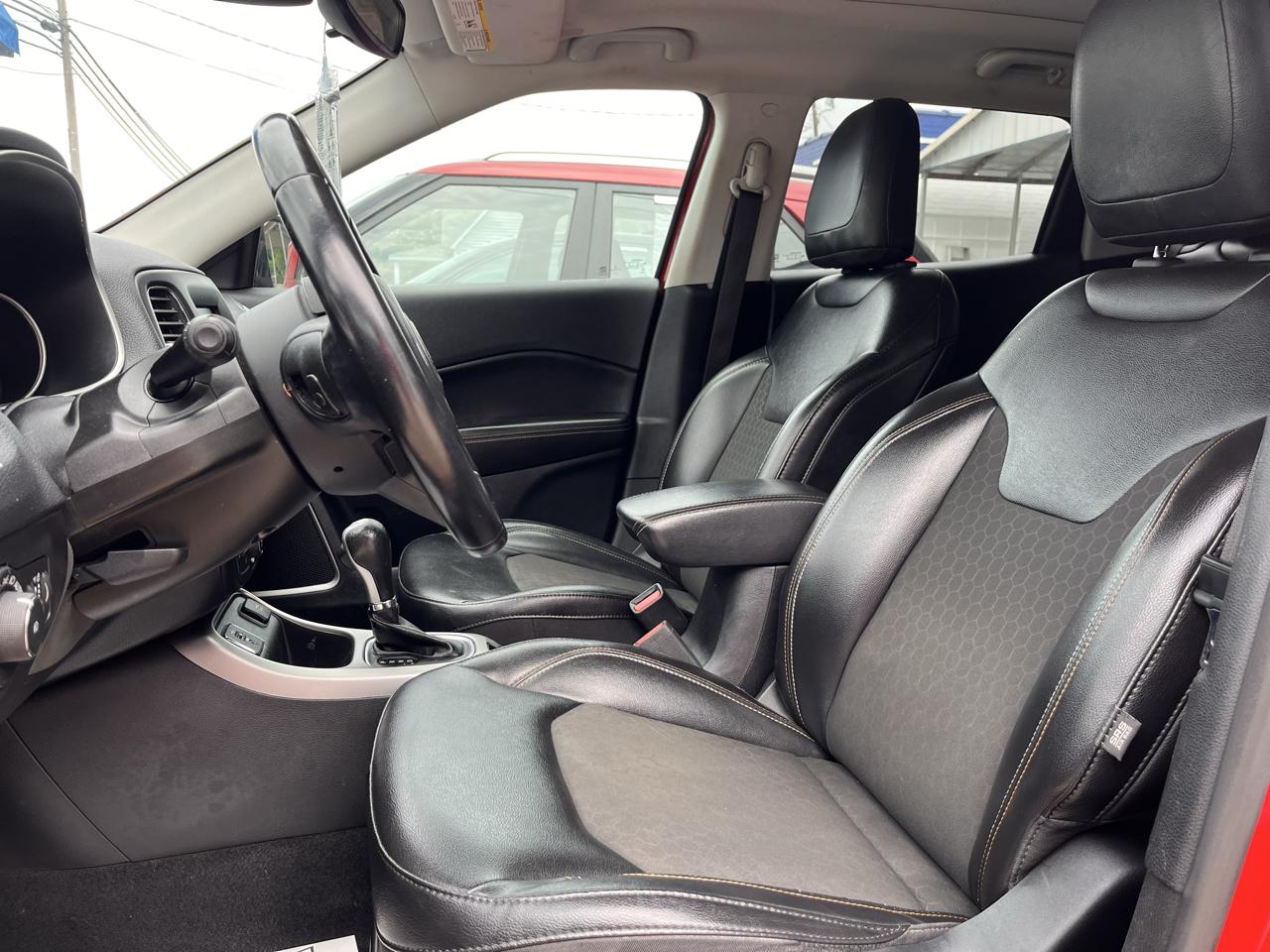 Jeep Compass Latitude FWD 2020