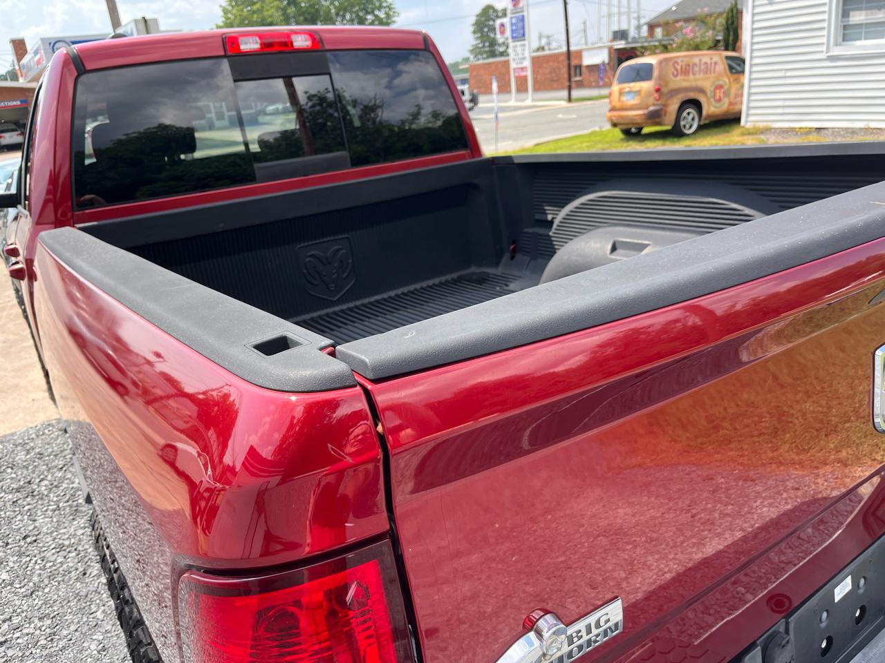 RAM 1500 SLT Quad Cab 2WD 2014