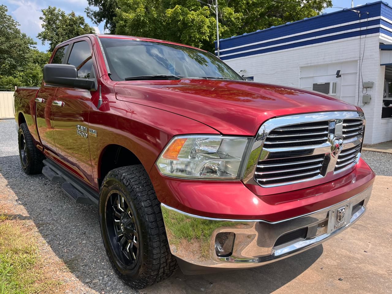 RAM 1500 SLT Quad Cab 2WD 2014
