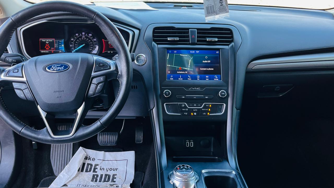 Ford Fusion SE 2019