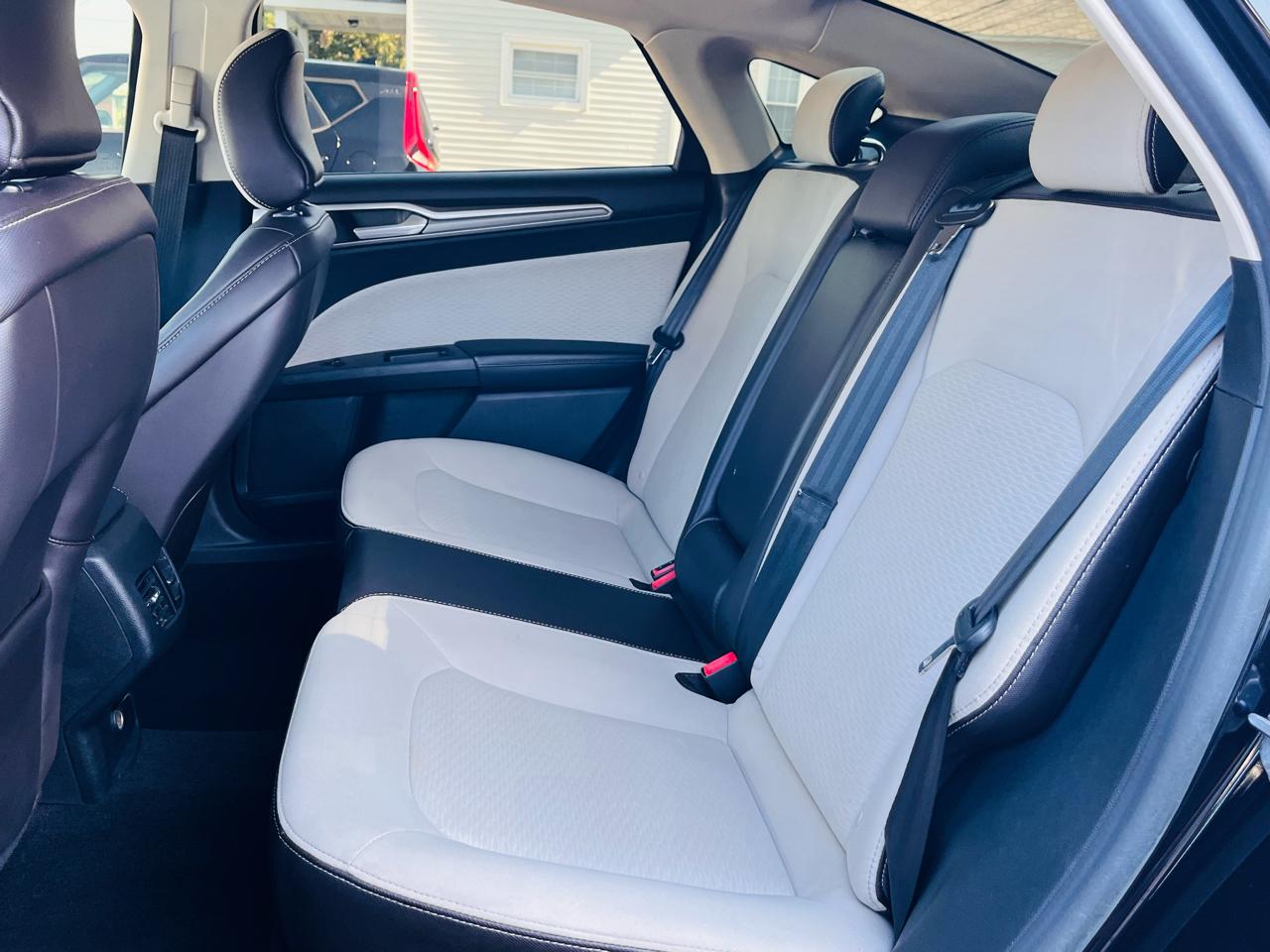 Ford Fusion SE 2019