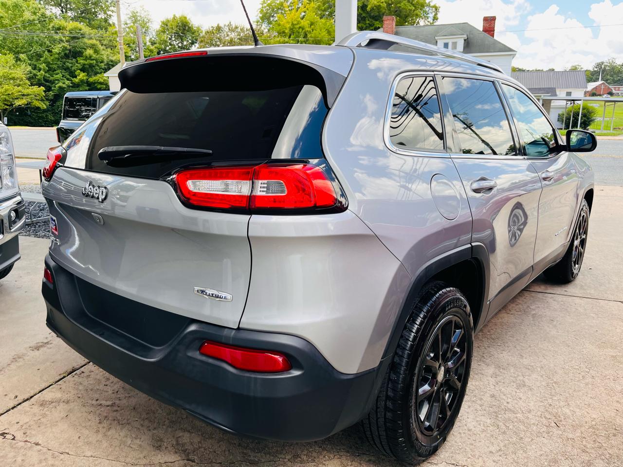 Jeep Cherokee Latitude 4WD 2015