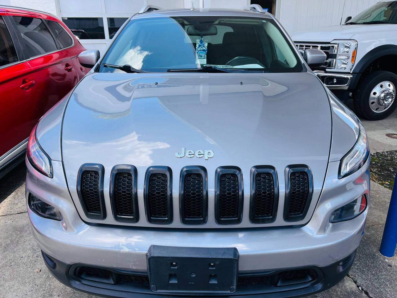 Jeep Cherokee Latitude 4WD 2015