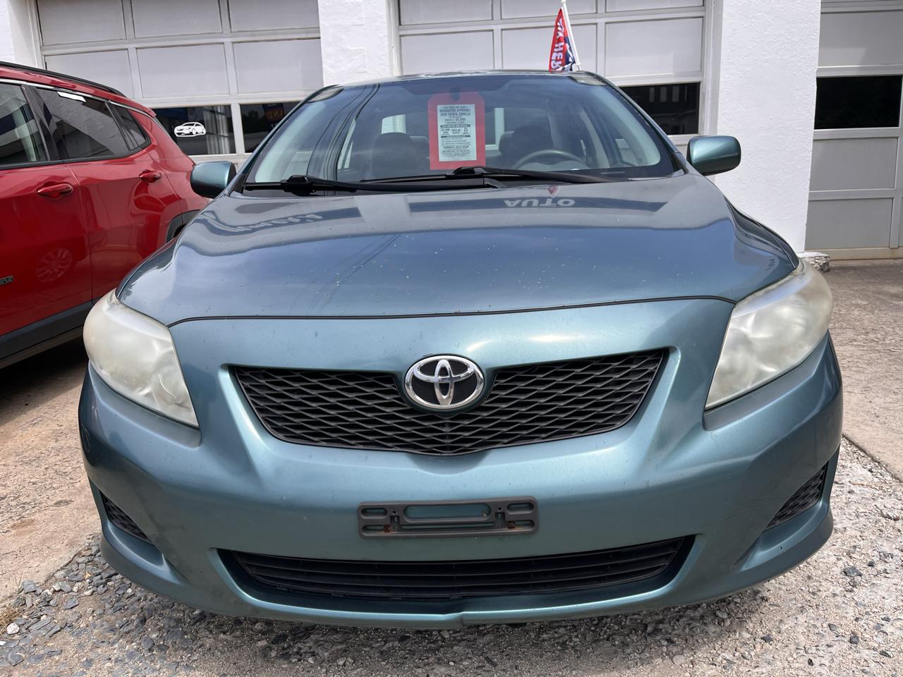 Toyota Corolla LE 2010