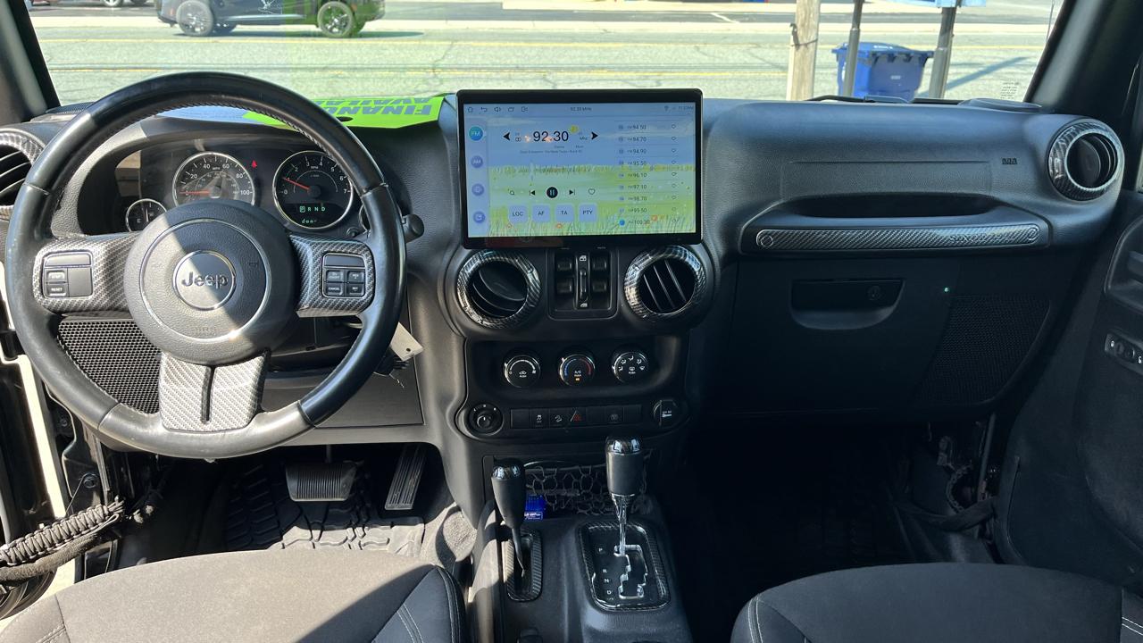 Jeep Wrangler Unlimited Sahara 4WD 2016