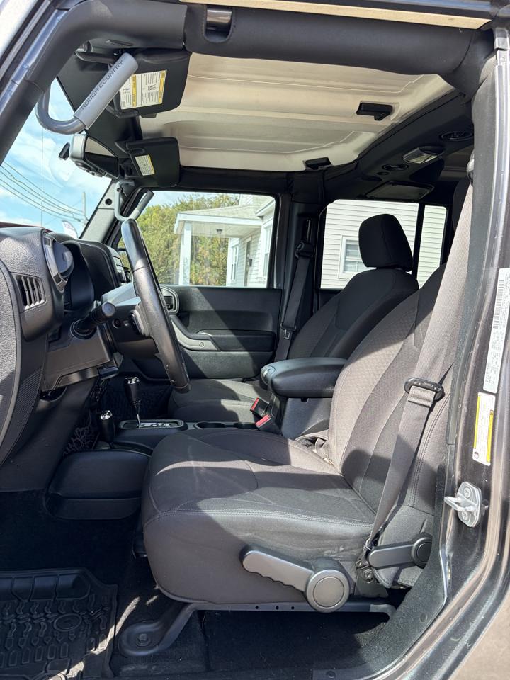 Jeep Wrangler Unlimited Sport 4WD 2017