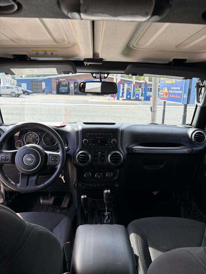 Jeep Wrangler Unlimited Sport 4WD 2017