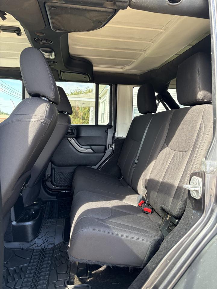 Jeep Wrangler Unlimited Sport 4WD 2017