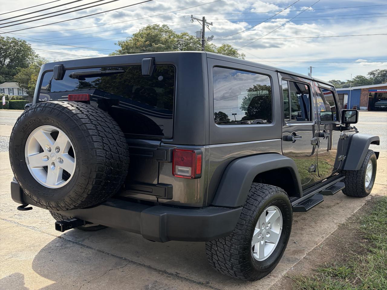 Jeep Wrangler Unlimited Sport 4WD 2017