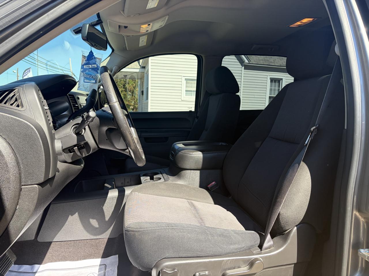 Chevrolet Silverado 1500 LT Crew Cab 4WD 2013